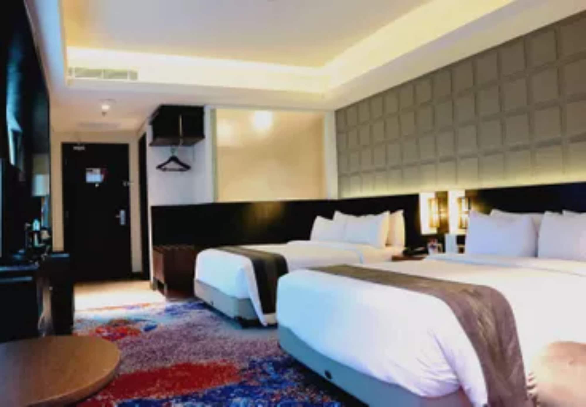 Aston Pasteur Hotell Bandung Exteriör bild