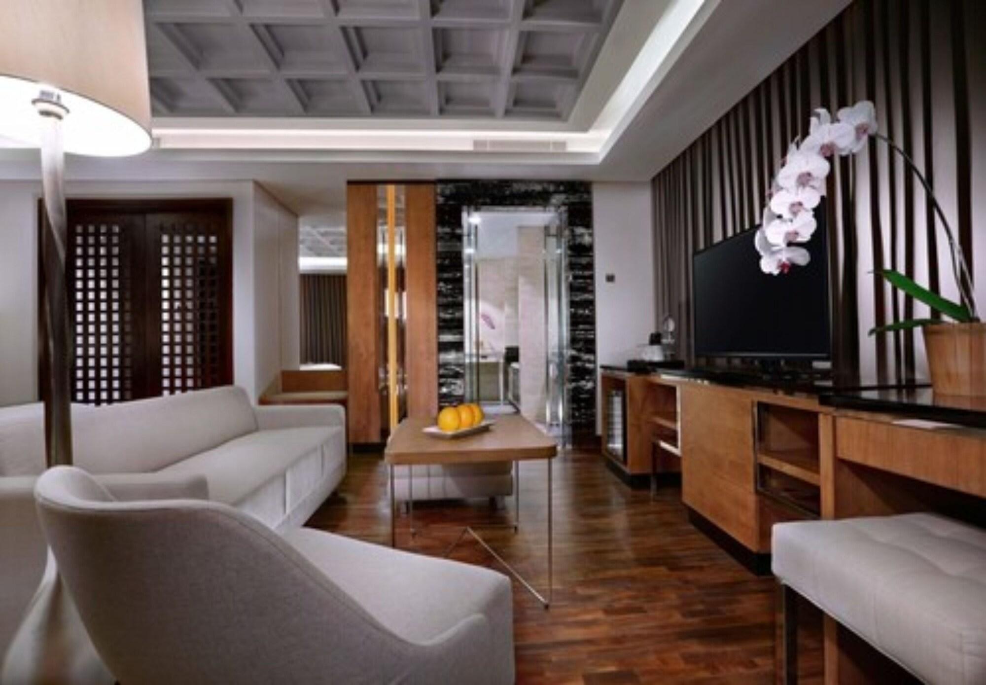 Aston Pasteur Hotell Bandung Exteriör bild