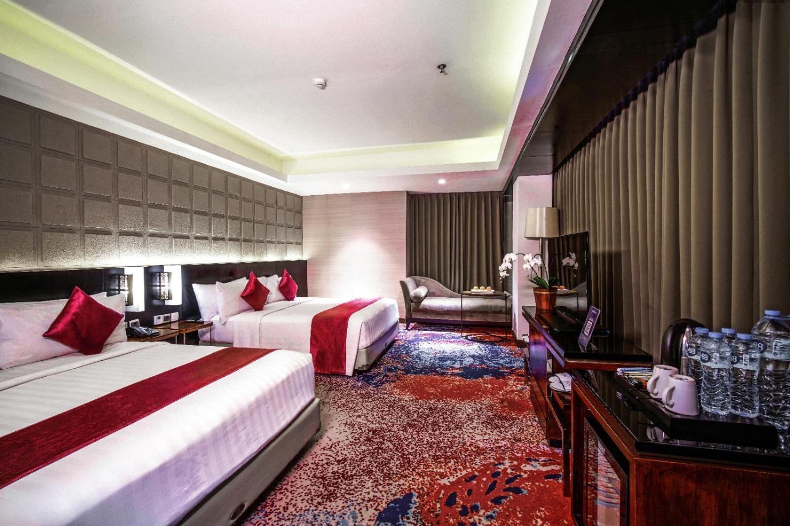 Aston Pasteur Hotell Bandung Exteriör bild